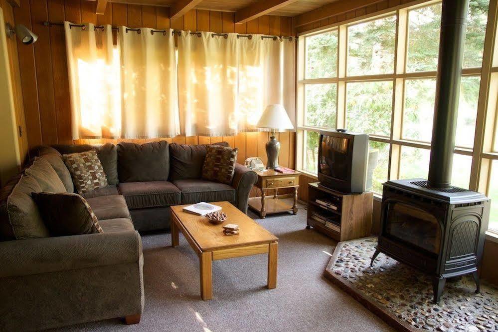 The Wayfarer Resort Vida Экстерьер фото